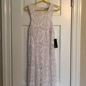 LEXI LACE maxi dress